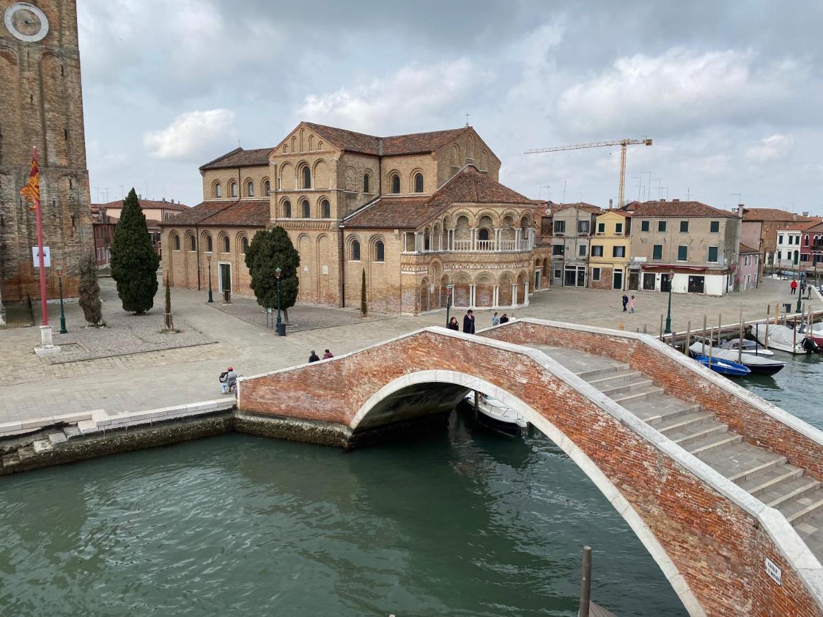 Duomo Murano Apartment With Canal View Buitenkant foto