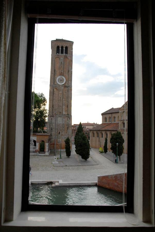 Duomo Murano Apartment With Canal View Buitenkant foto